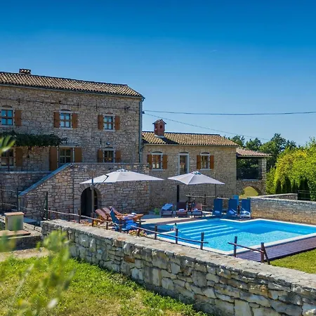 Zaneta Hébergement de vacances *